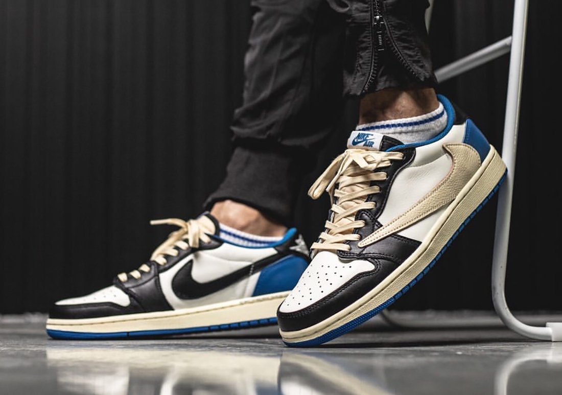 NIKE  jordan travis scott fragment 上下セット